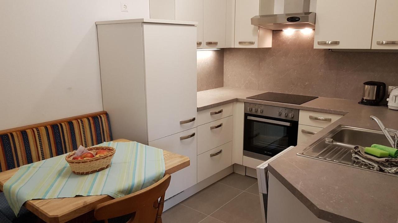 Der Perweinhof Apartment Donnersbachwald Bagian luar foto
