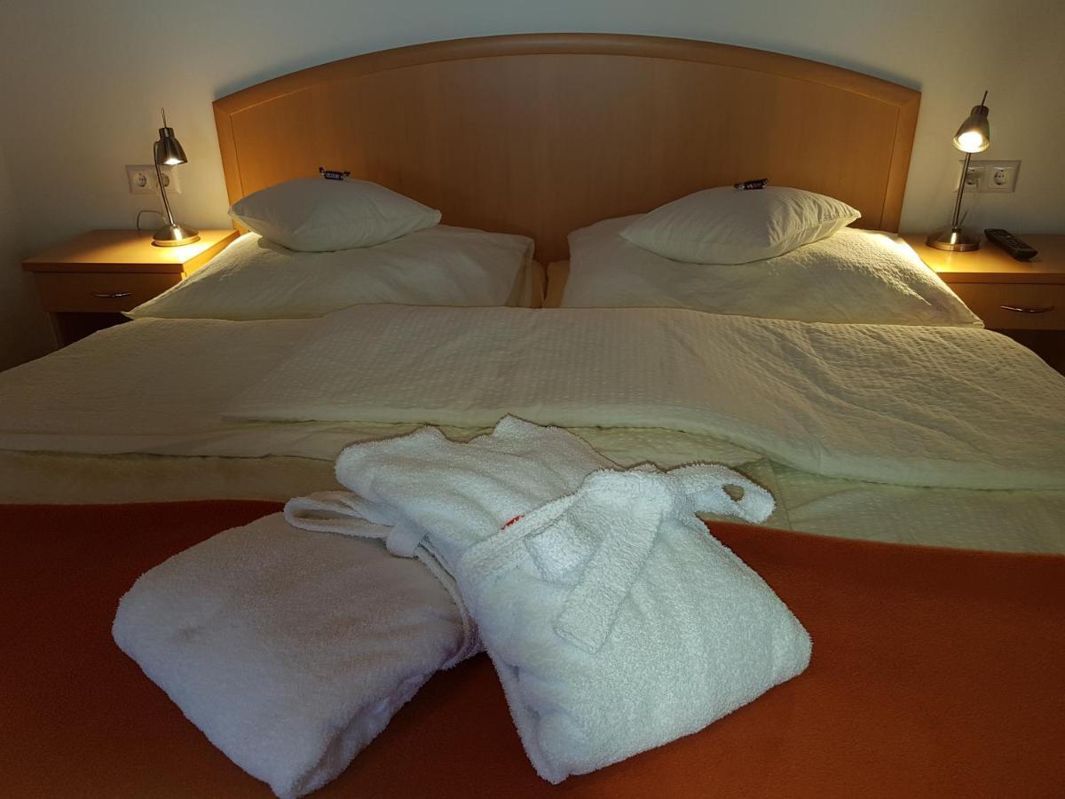 Der Perweinhof Apartment Donnersbachwald Bagian luar foto